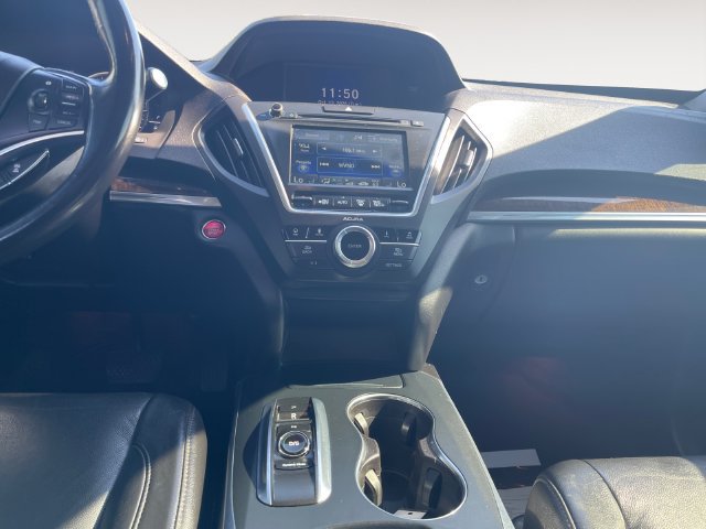 Used 2017 Acura MDX w/ Technology Package AWD/4WD image 11