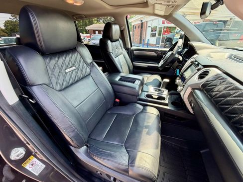 Used 2015 Toyota Tundra Platinum AWD/4WD image 11