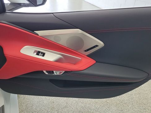 Certified 2025 Chevrolet Corvette Stingray Preferred Conv w/ Z51 Performance Package RWD image 18