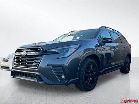 Used 2023 Subaru Ascent Onyx Edition AWD/4WD image 2