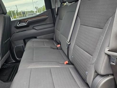 Used 2025 Chevrolet Silverado 1500 LT image 21