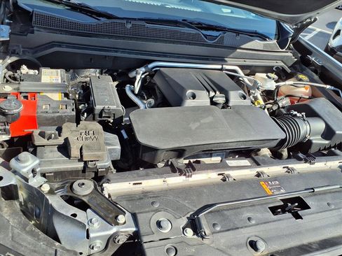 Used 2024 Chevrolet Colorado LT w/ LT Convenience Package III image 33