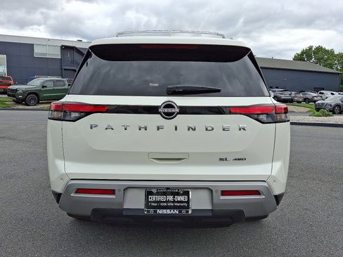 Certified 2022 Nissan Pathfinder SL image 7