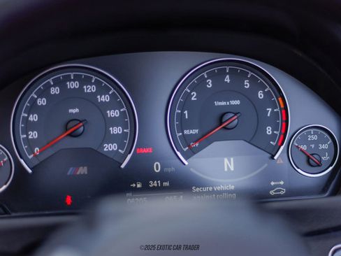 Used 2015 BMW M4 Convertible image 66