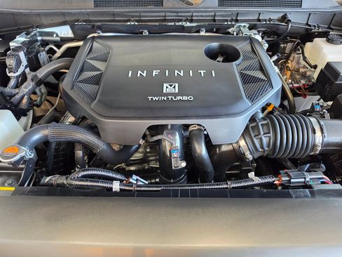 Used 2026 INFINITI QX80 Pure AWD/4WD image 10