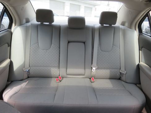 Used 2012 Ford Fusion SE image 18