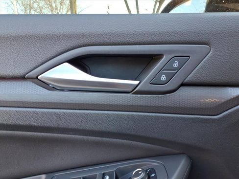 Used 2024 Volkswagen GTI Autobahn image 14