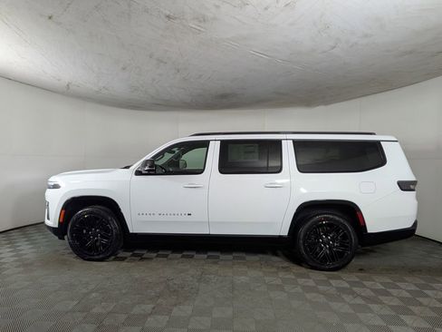 New 2026 Jeep Grand Wagoneer L Limited AWD/4WD image 3