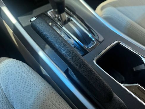 Used 2013 Honda Accord EX image 20