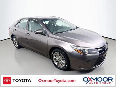 Used 2017 Toyota Camry SE w/ Moonroof Package
