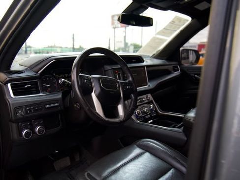 Used 2021 GMC Yukon Denali AWD/4WD image 15