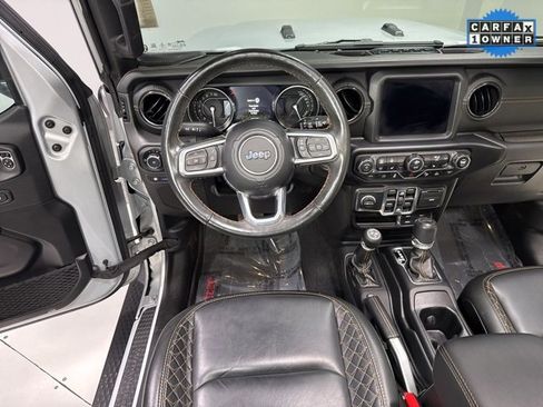 Used 2022 Jeep Wrangler Unlimited Sahara image 17