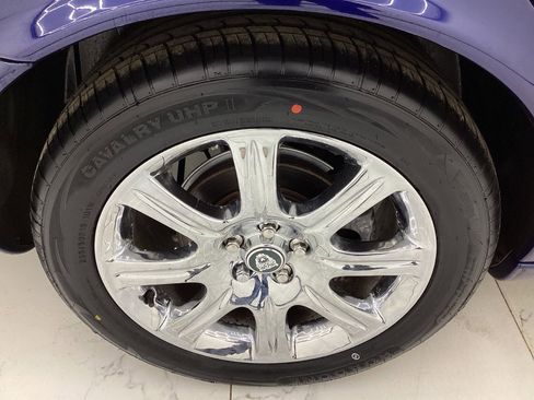 Used 2004 Jaguar XJ8 image 49