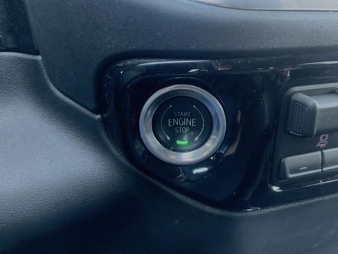 Used 2024 Chevrolet Silverado 1500 LTZ w/ LTZ Premium Package image 35