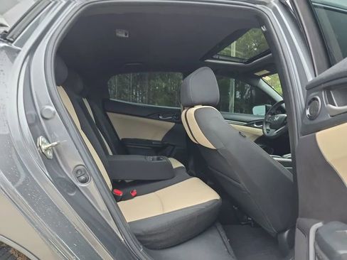 Used 2019 Honda Civic EX image 41