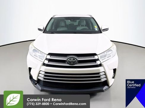 Used 2018 Toyota Highlander XLE w/ Protection Package #3 AWD/4WD image 2