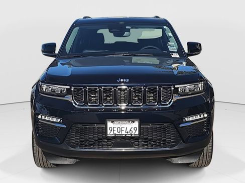 Used 2023 Jeep Grand Cherokee 4WD 4xe image 8