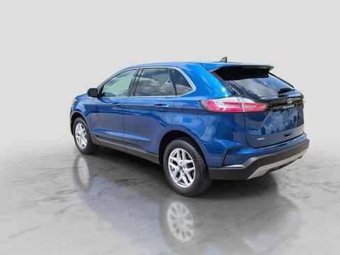 Used 2024 Ford Edge SEL w/ Convenience Package AWD/4WD image 6