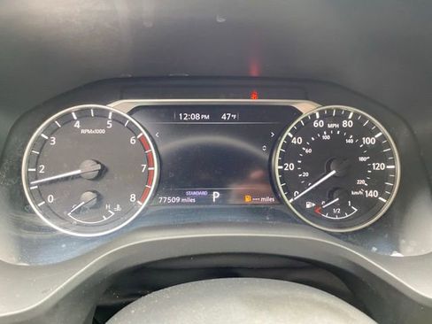 Used 2023 Nissan Rogue SV image 23