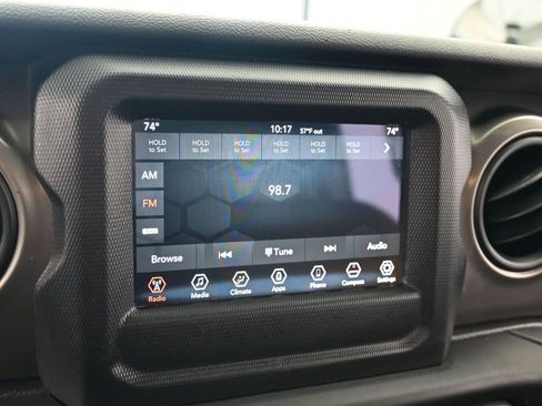 Used 2020 Jeep Wrangler Unlimited Sport S image 20