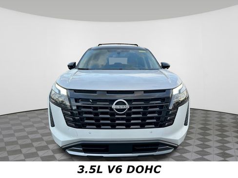New 2026 Nissan Pathfinder Platinum AWD/4WD image 12