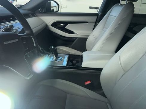 Used 2021 Land Rover Range Rover Evoque SE image 7