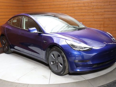 Used 2022 Tesla Model 3 Long Range image 16