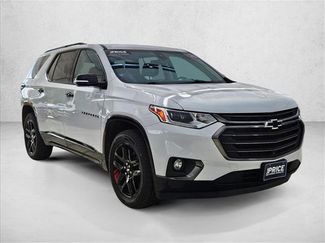 Used 2020 Chevrolet Traverse Premier w/ Redline Edition FWD video 3