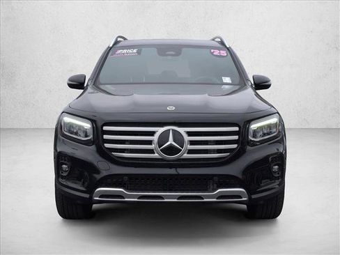 Certified 2025 Mercedes-Benz GLB 250 4MATIC image 2
