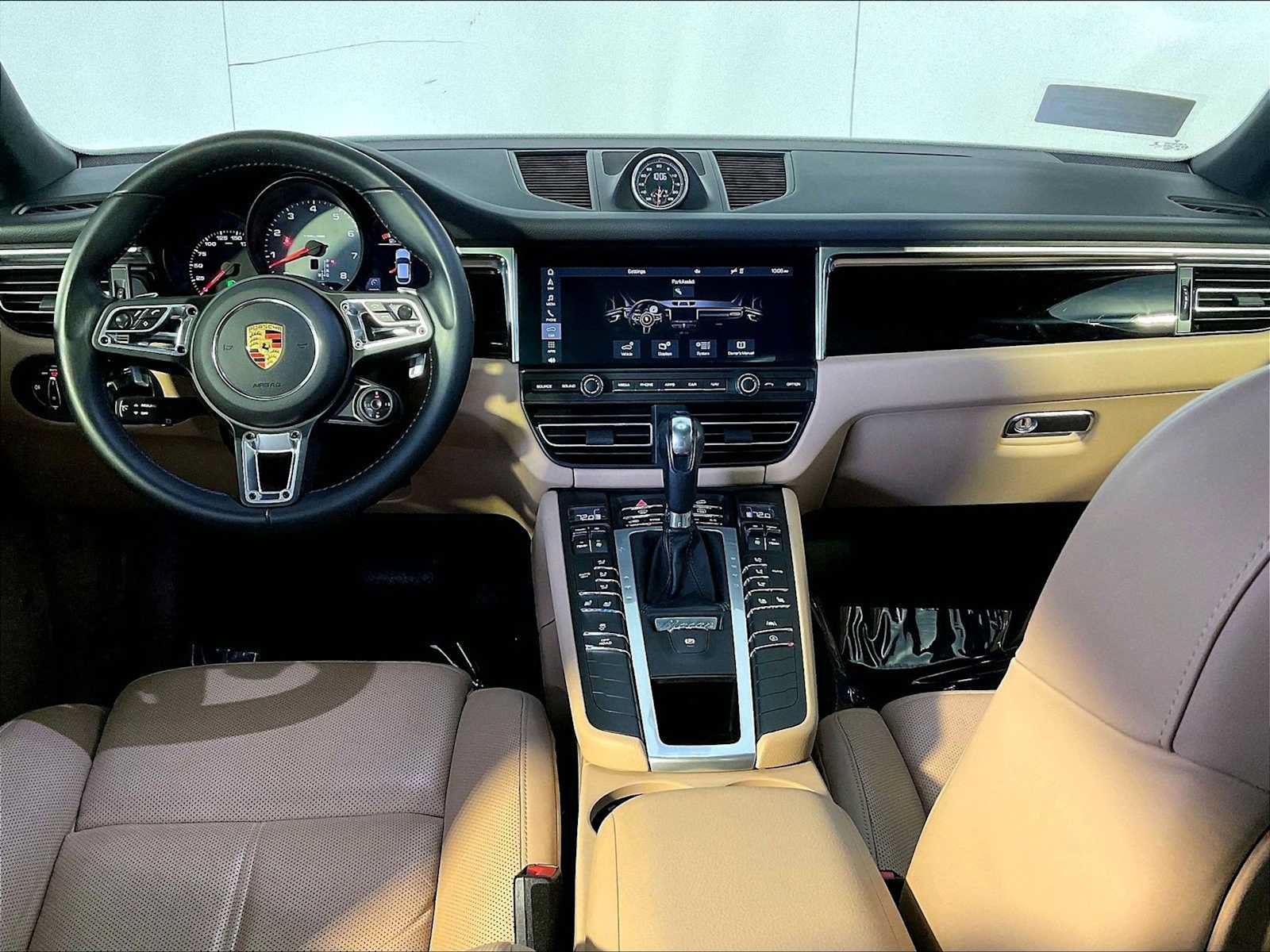 Certified 2021 Porsche Macan S w/ Premium Package Plus AWD/4WD image 14