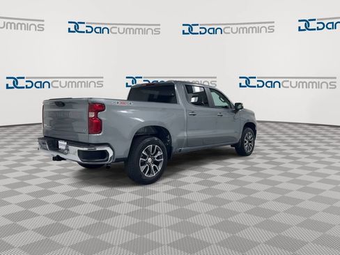 Used 2025 Chevrolet Silverado 1500 LT AWD/4WD image 8