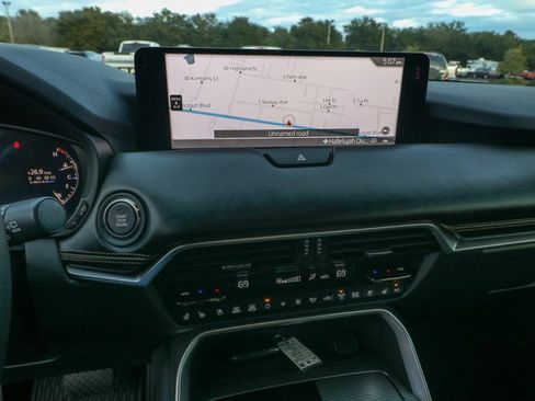 Used 2025 MAZDA CX-70 3.3 Turbo S w/ Premium Package image 20