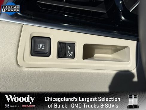 Used 2024 Cadillac XT6 Premium Luxury w/ LPO, Floor Liner Package image 18