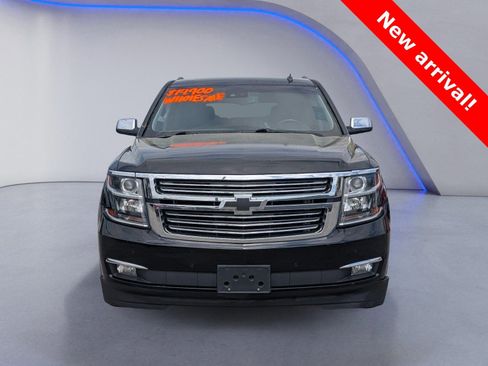 Used 2015 Chevrolet Suburban LTZ image 7