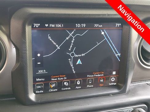 Used 2020 Jeep Gladiator Sport w/ Quick Order Package 24S image 9