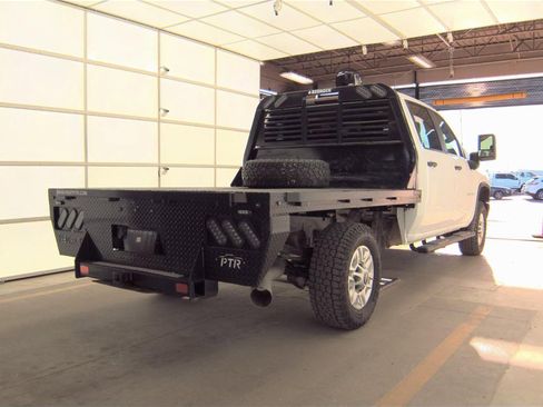 Used 2023 Chevrolet Silverado 2500 W/T w/ WT Fleet Convenience Package image 8