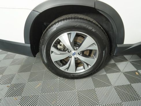 Certified 2024 Subaru Ascent Premium w/ Convenience Package image 14