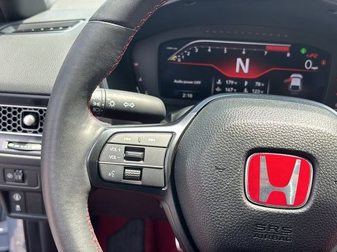 Used 2025 Honda Civic Type R image 17