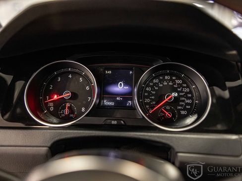 Used 2019 Volkswagen Golf S image 22