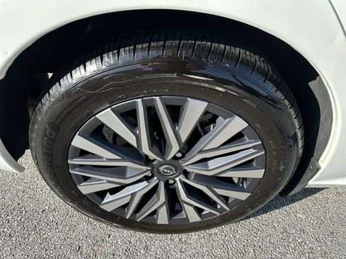 Used 2023 Nissan Altima 2.5 SV FWD image 18