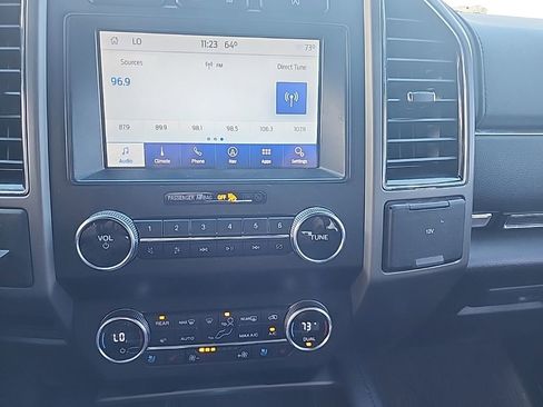 Used 2020 Ford Expedition Max XLT w/ Equipment Group 202A image 12