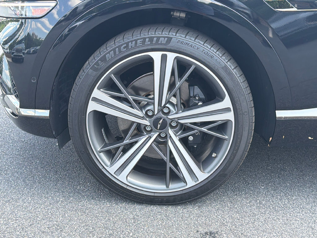 Used 2025 Genesis GV80 3.5T e-SC AWD/4WD image 13