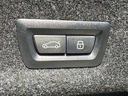 New 2026 BMW 330i Sedan image 12