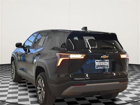 Used 2025 Chevrolet Equinox LT image 10