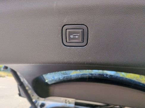 Certified 2021 Buick Enclave Premium w/ Surround and Sites Package image 13