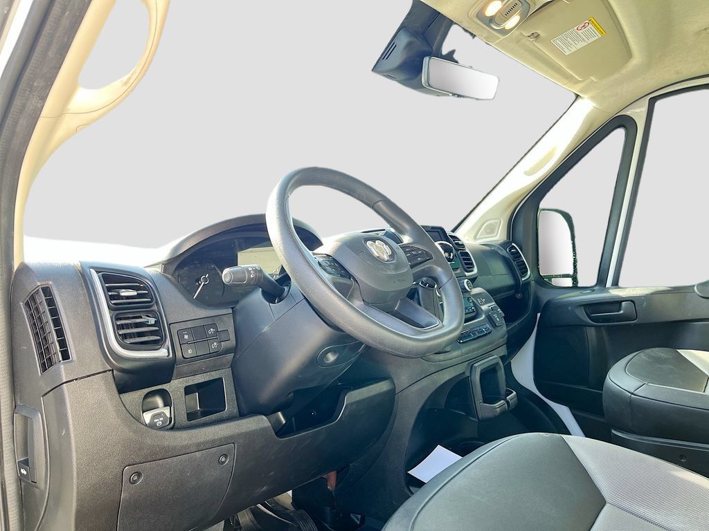 Used 2025 RAM ProMaster 3500 w/ Convenience Group FWD image 9