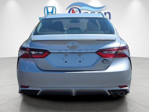 Used 2024 Toyota Camry SE FWD image 4