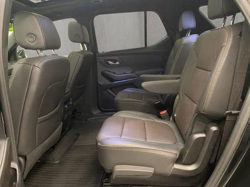 Used 2024 Chevrolet Traverse High Country AWD/4WD image 23