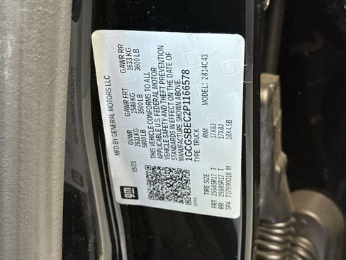 Used 2023 Chevrolet Colorado W/T image 27