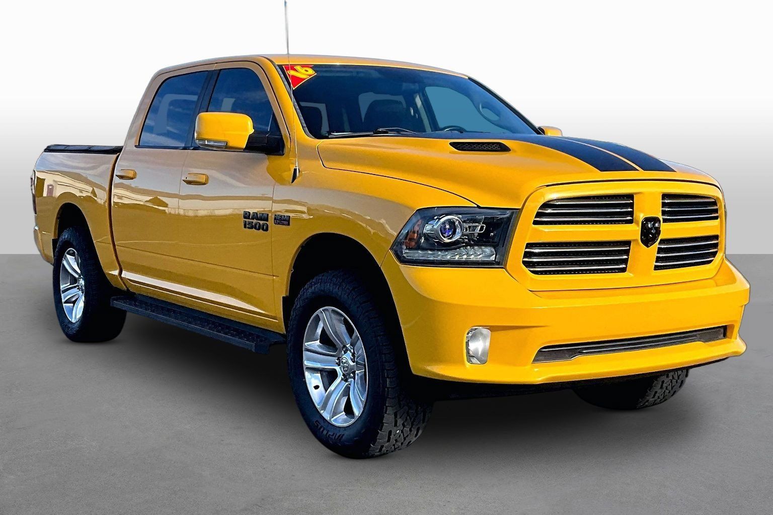 Used 2016 RAM 1500 Sport w/ Stinger Yellow Sport Package AWD/4WD image 10